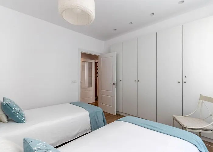 Pintxos Y Tradicion En Casco Viejo *